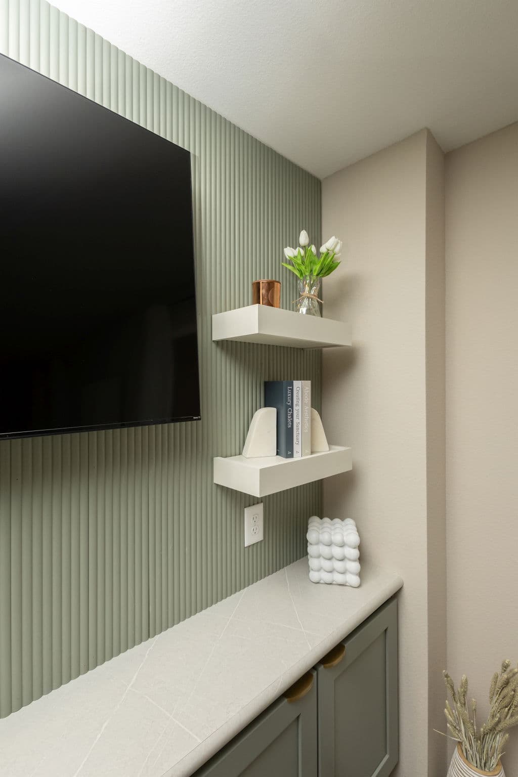 Millenian 5 interior home features