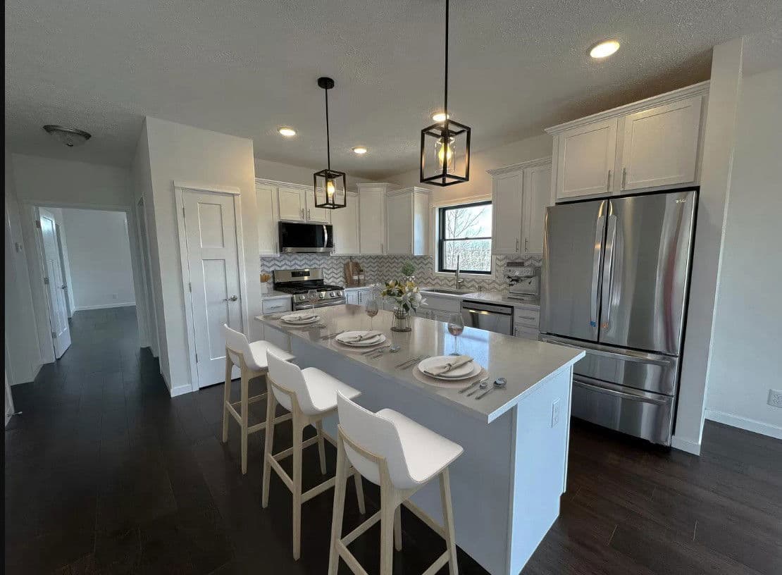 Hanover kitchen home features