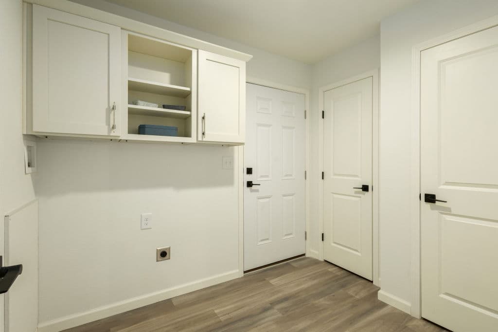 Millenian 5 interior home features