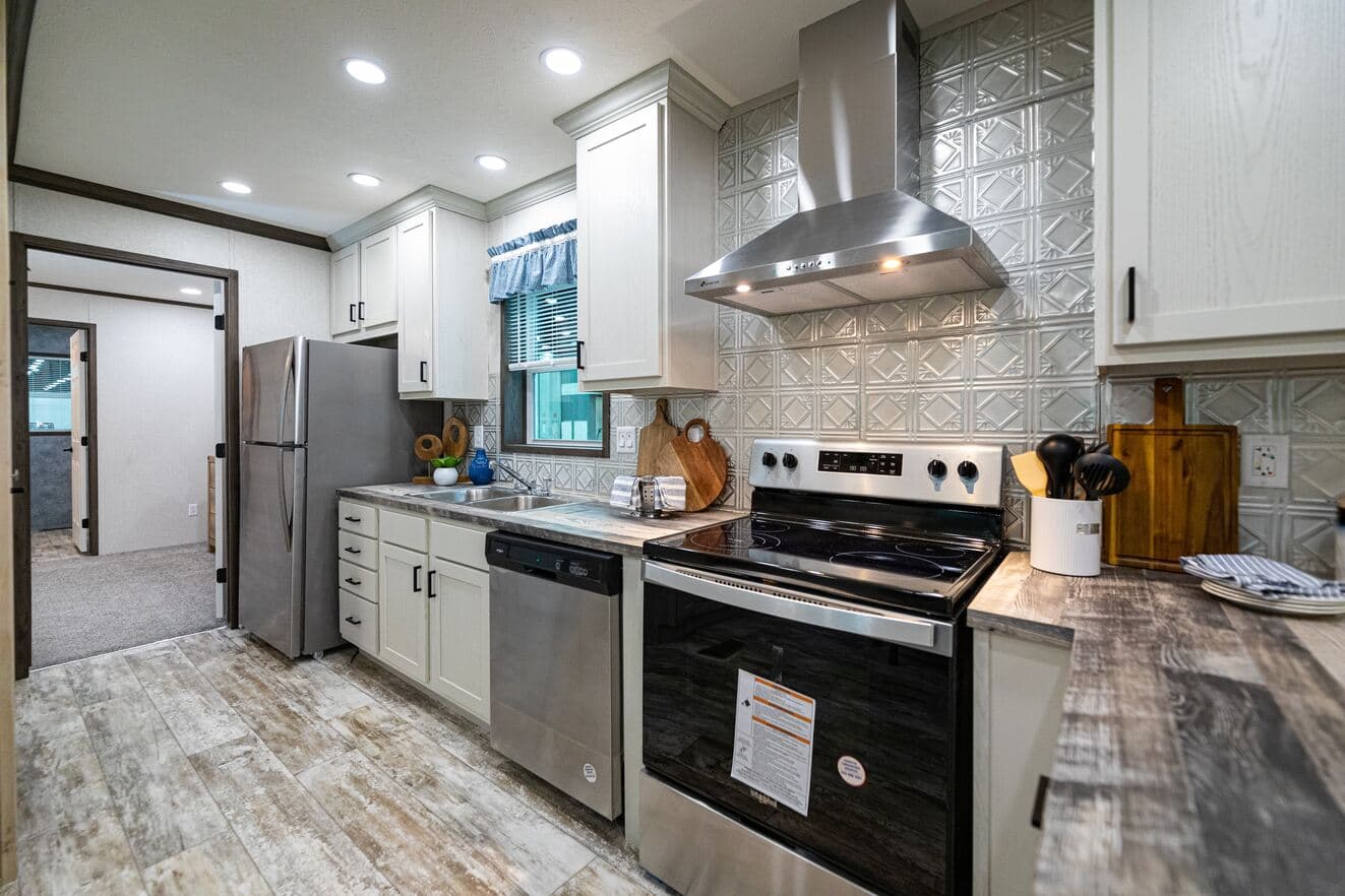 Tesla 24523 kitchen home features