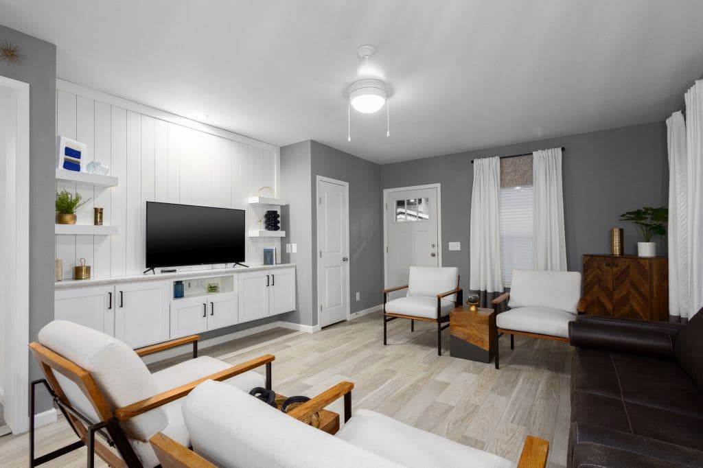 Millenian 2 interior home features