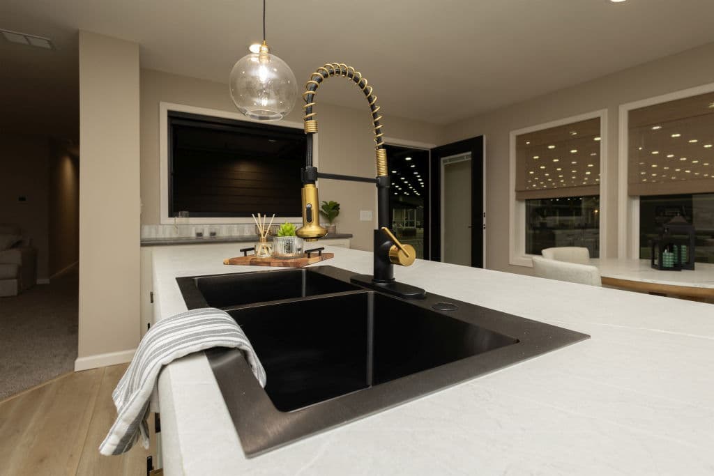 Millenian 5 kitchen home features