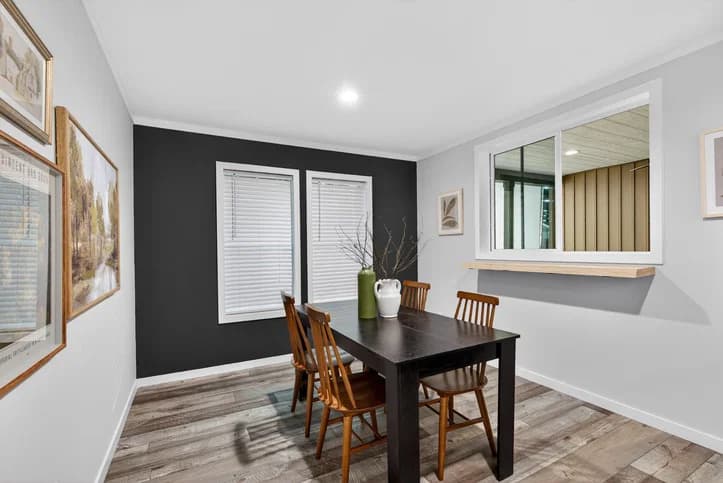 Axis interior home features