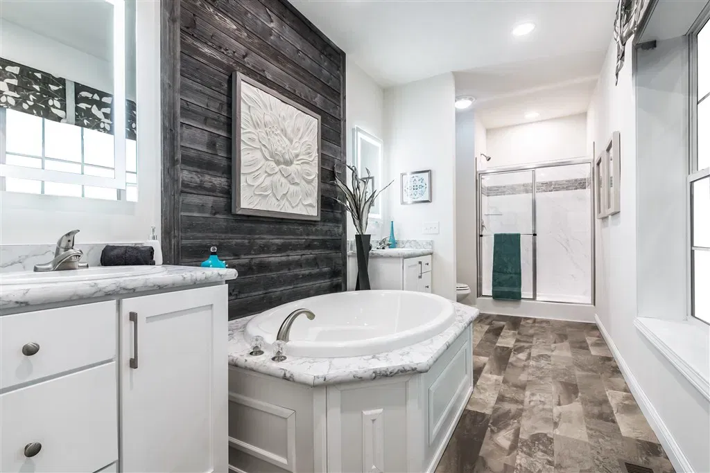Landmark ultra bathroom home features
