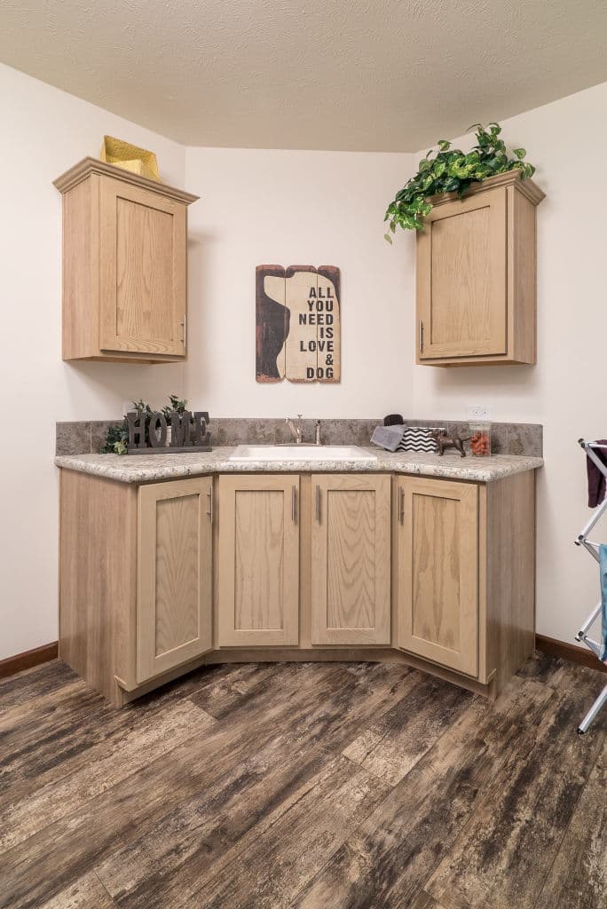 Ultra 3 interior home features