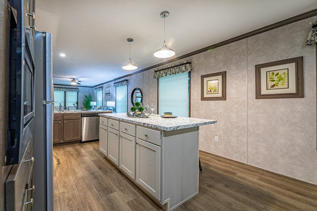 Fulton 24028 kitchen home features