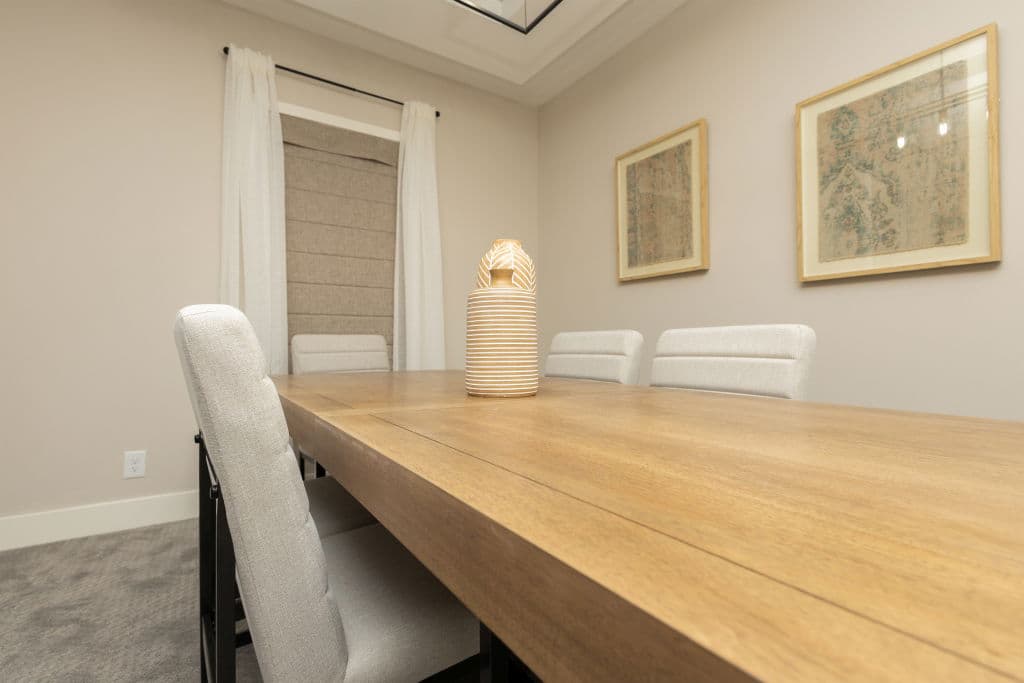 Signa 1 interior home features